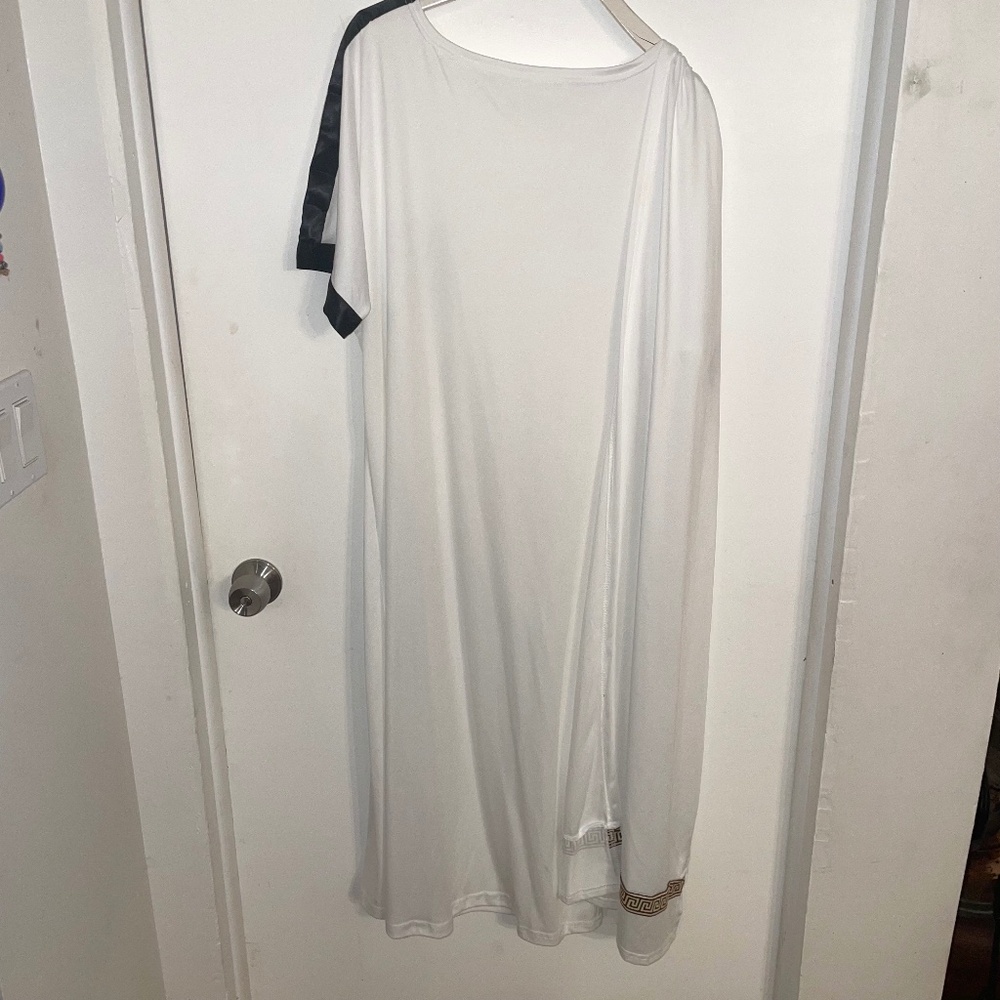 NWOT Men's Deluxe Classic Toga Costume Set Including Tunic With Belt Size Small